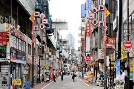 神田の商店街